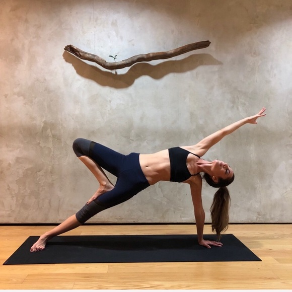 💥CLEARANCE💥 Make An Offer!!! 🎉 - Picture 7 of 9